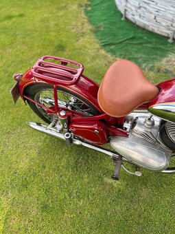 Jawa pérák 350 - 13
