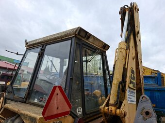 JCB 3CX 4X4 - 13
