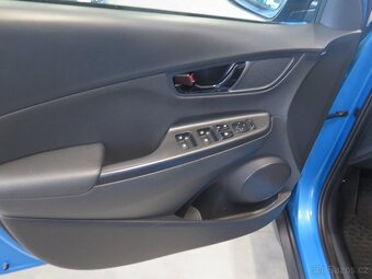 Hyundai Kona 1.6T-GDI,Mystic,4x4,automat,kamera,tažné - 13