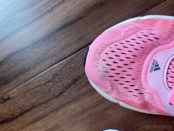Dámské běžecké boty Adidas Solar Boost - 13