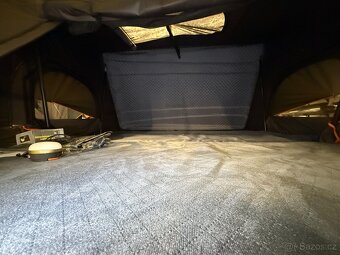 Střešní skořepinový Autostan Aroso Odenwald pro 4 osoby XXL - 13