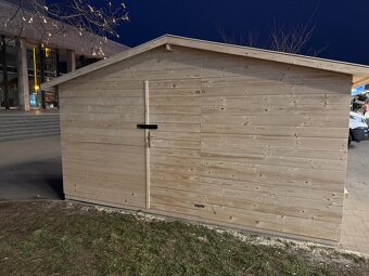 Prodejní stánek 2 x 4 m - 13