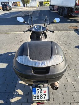 Aprilia Sport City 250 - 13