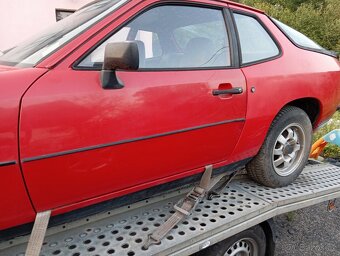 Porsche 924 - 13