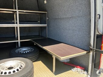 Volkswagen Crafter 2.0 TDi, 6 míst - 13