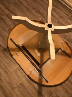 KUCHYŇSKÝ ROZKLÁDACÍ STŮL - 13