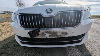 Superb 3 2018 2.0 TDI 7DSG style plus - 13