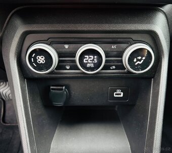 Dacia Jogger 1,0 TCe 81KW LIMITED EDITION,NAVI,7 MIST - 13