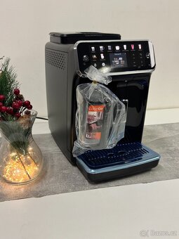Kávovar Philips EP5500 LatteGo - 13