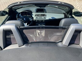 BMW Z4 3.0i MANUÁL 170kw el.střecha Xenon - 13