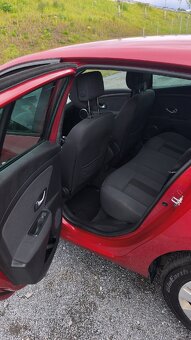 Renault Megane 3 1.9 DCi 96kw - 13
