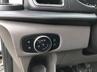 Ford transit custom 6míst r.v. 2019 96kw klimatizace - 13
