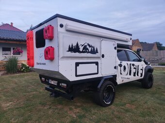 Toyota Hilux camper offroad - 13