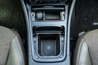 Mercedes-Benz GLA 200 d A/T - ZÁRUKA 1 rok / 20 000km - 13