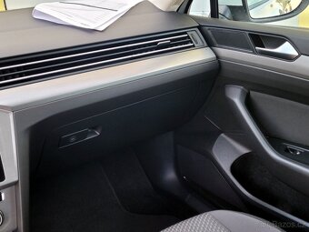 Volkswagen Passat, 2,0 TDi 4motion SERV.KNÍŽKA - 13