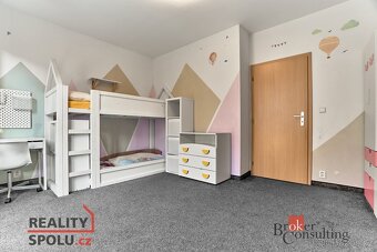 Převod dr. podílu, byty/3+kk, 73 m2, Nejdlova 924/3, 36017 K - 13