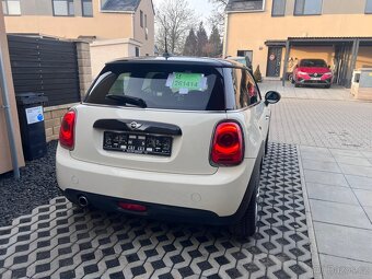 Mini One, 1,5 nafta 85 kW AUT Panorama - 13