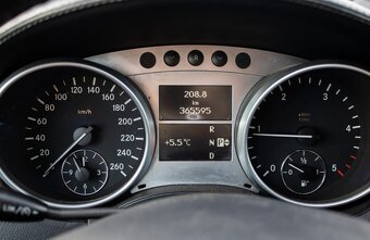 Mercedes-Benz ML 350 CDI 4MATIC, (2011) - 13