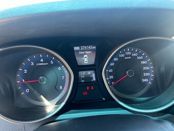 Hyundai i30 1.6CVVT - 13