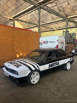 BMW e30 coupe - 13