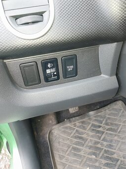 Suzuki Splash 1,0i  48 kW - 13
