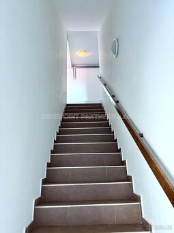 Nabízím k prodeji víceúčelový dům v Uherském Ostrohu - 13