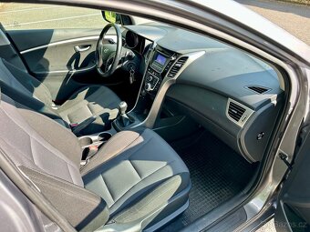 Hyundai i30 KOMBI 1.6i 88KW ČR - 13