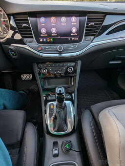 OPEL ASTRA ST ULTIMATE 1.5 CDTi AUTOMAT (2020) - 13