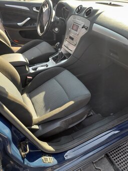 Ford Mondeo - 13