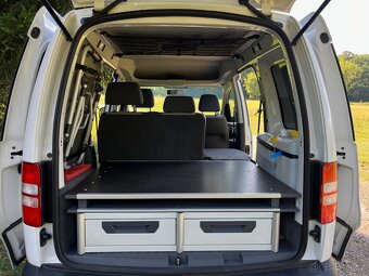 VW CADDY 2.0 CR TDI 4x4 / M1 / VESTAVBA S PŘÍSLUŠENSTVÍM - 13