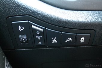 Kia Sportage 2.0CRDI 100kW AWD + LED + TEMPOMAT + PR.SERVIS - 13