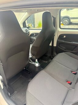 ŠKODA CITIGOU 1.0MPI 44KW 5 DVEŘOVÝ MODEL ČR SERVISKA ALU - 13