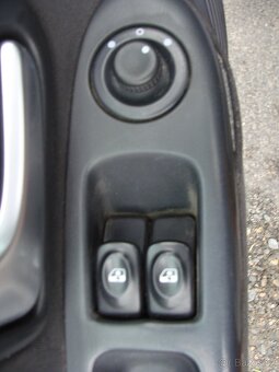 Renault Thalia, 1.2i 16V, klimatizace,nová STK - 13