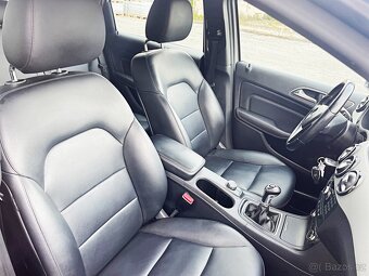 MERCEDES-BENZ B180 90kw AVANTGARDE TOP STAV - 13