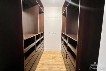 Moderní byt 3+kk, 118 m2, se terasou 18 m2 a parkováním, Pra - 13