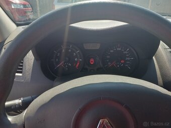 RENAULT MEGANE 1,6 16 V,KLIMA,ESP,ABS,MÁLO NAJETO - 13