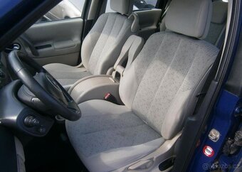 Renault Grand Scénic 2.0i LPG,7 míst benzín manuál 99 kw - 13