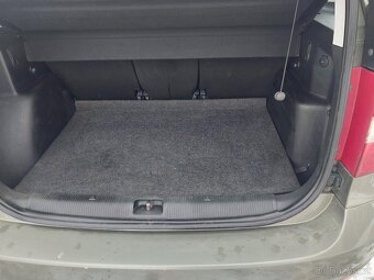 Škoda Yeti 81 kW - 13