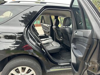 MERCEDES ML 350 CDI 190 kW BEZ MĚCHŮ RV2012 SERVIS POUZE MB - 13
