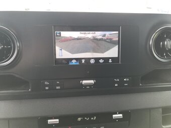 Mercedes-Benz Sprinter 316 mixto 5-6 míst, 2.2 - 13