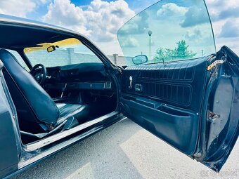 Chevrolet Camaro 1977 5.0 liter V8 - 13