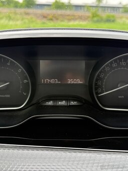 Peugeot 2008 1.2 81kW - 13