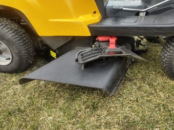 Zahradní rider Stiga 1066 HQ s motorem Briggs Stratton - 13