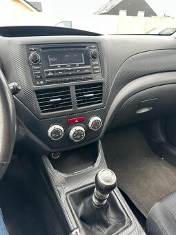 Subaru Impreza 2.0d 2011 - 13