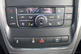 Jeep Grand Cherokee 3.0CRD 3.0CRD 177kW+OVERLAND+1MAJ+ČR - 13