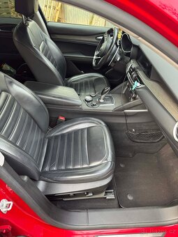 Alfa Romeo Stelvio 2.0T Q4 First Edition - 13