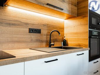 Nový dům s dvěma apartmány - Bližší Lhota, klidná strana pře - 13