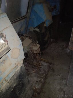 Traktor s vlekem (sklopný) - 13