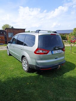 Ford Galaxy 2,0 TDCi 103kw, automat, 7-míst - 13