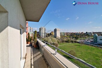 Pronájem bytu 64 m² s terasou 100 m² - 13
